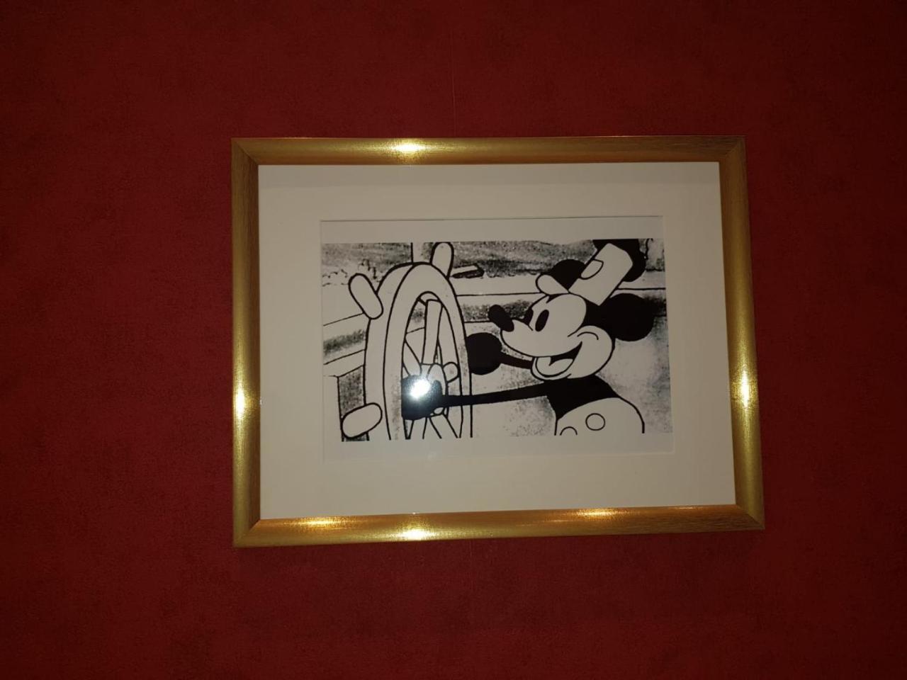 72 - Mermoz Mickey Mouse Париж Екстериор снимка